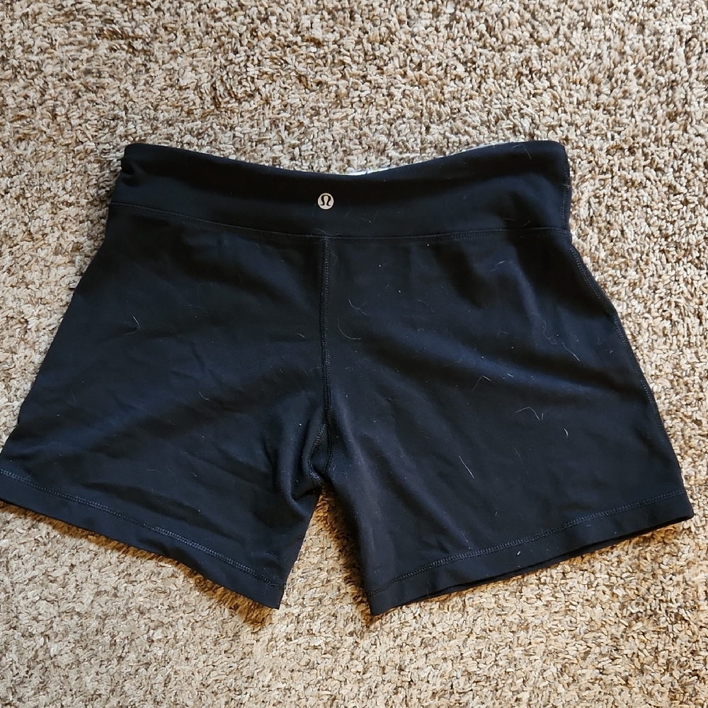 lululemon athletica Black Women's Athletic Shorts with Logo Waist